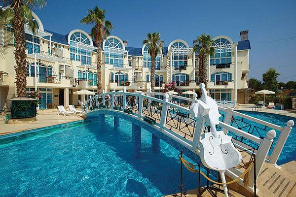 Seahorse Deluxe Hotel — 8