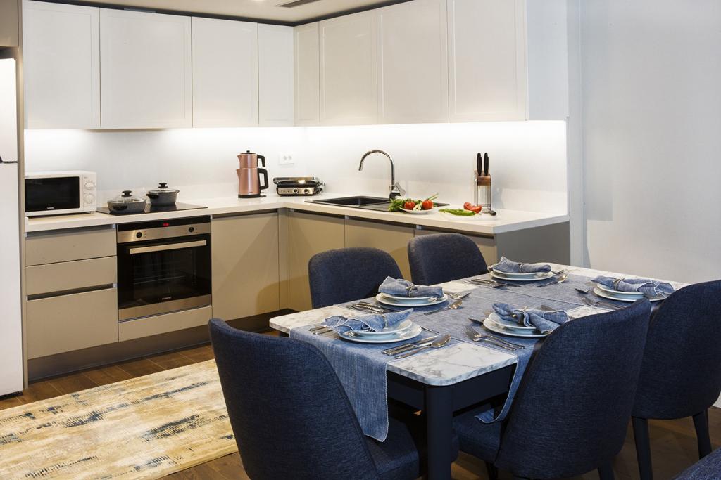 Garlon Residence — 5