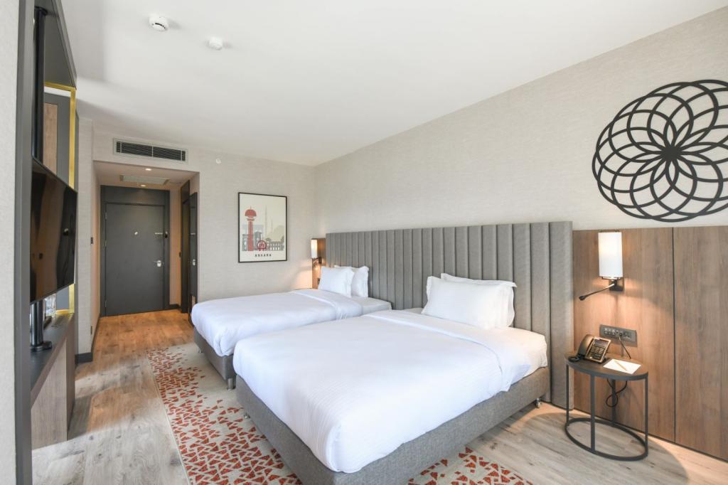 Crowne Plaza Ankara an IHG Hotel — 8