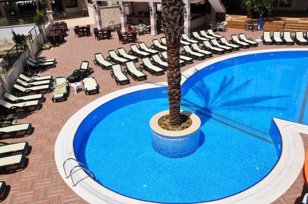 Almera Park Apart Hotel — 7
