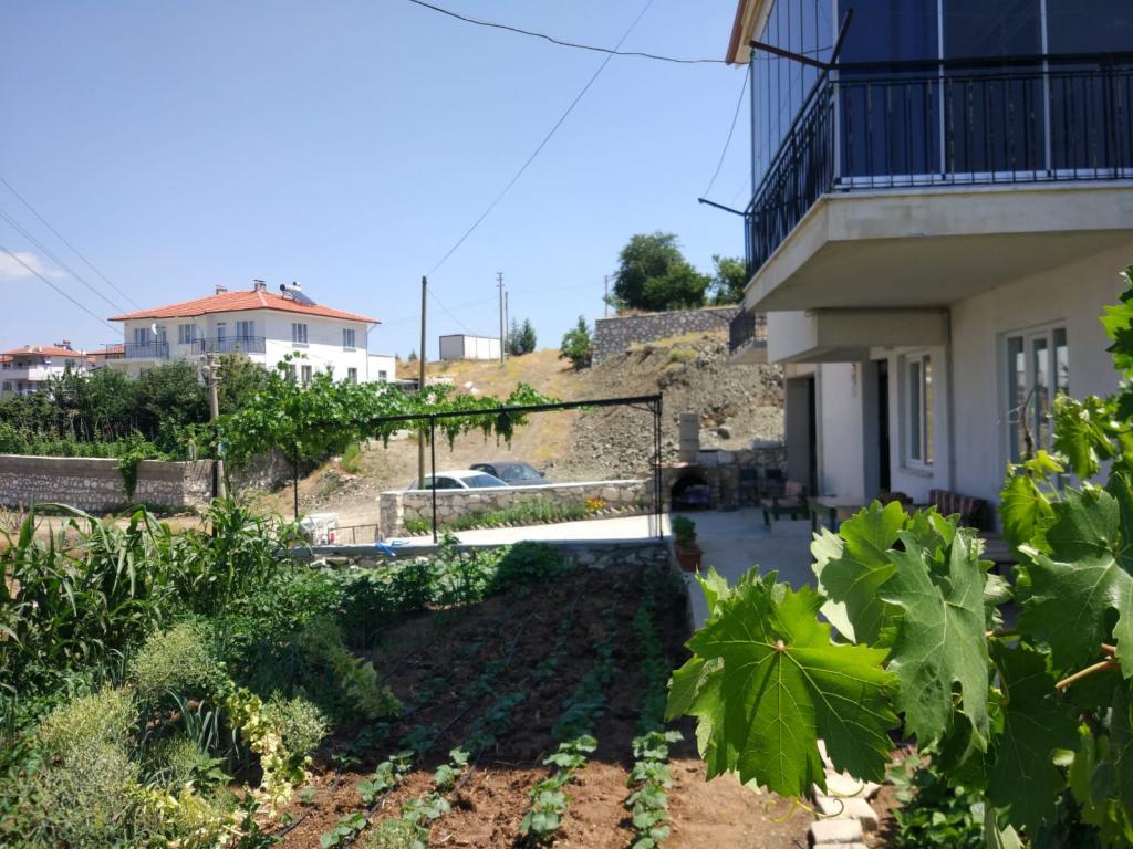 Salda Gölü Sağıroğlu Apart — 2