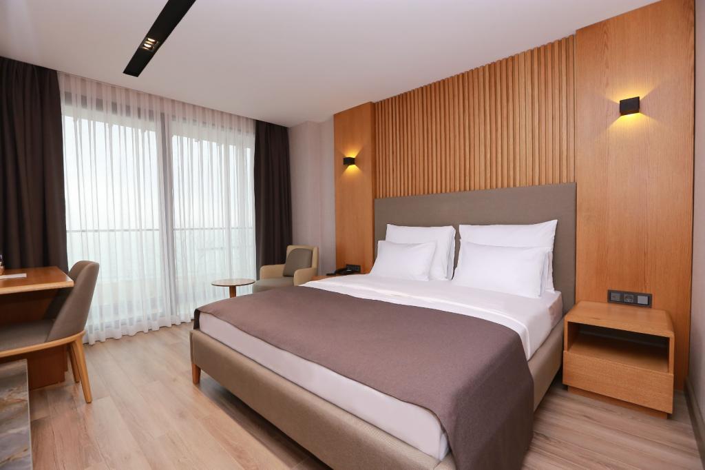 Pikola Otel — 2