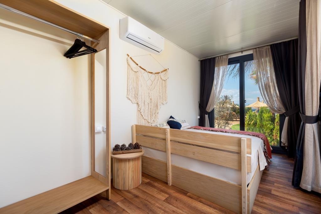 Anda Beach Bistro Rooms — 6