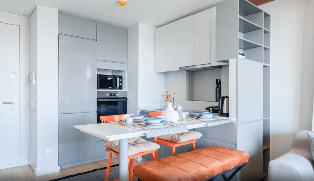 Roya Nova Residence by NewInn — 6
