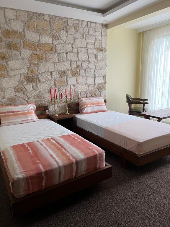 Queen City Hotel & Bungalov — 8