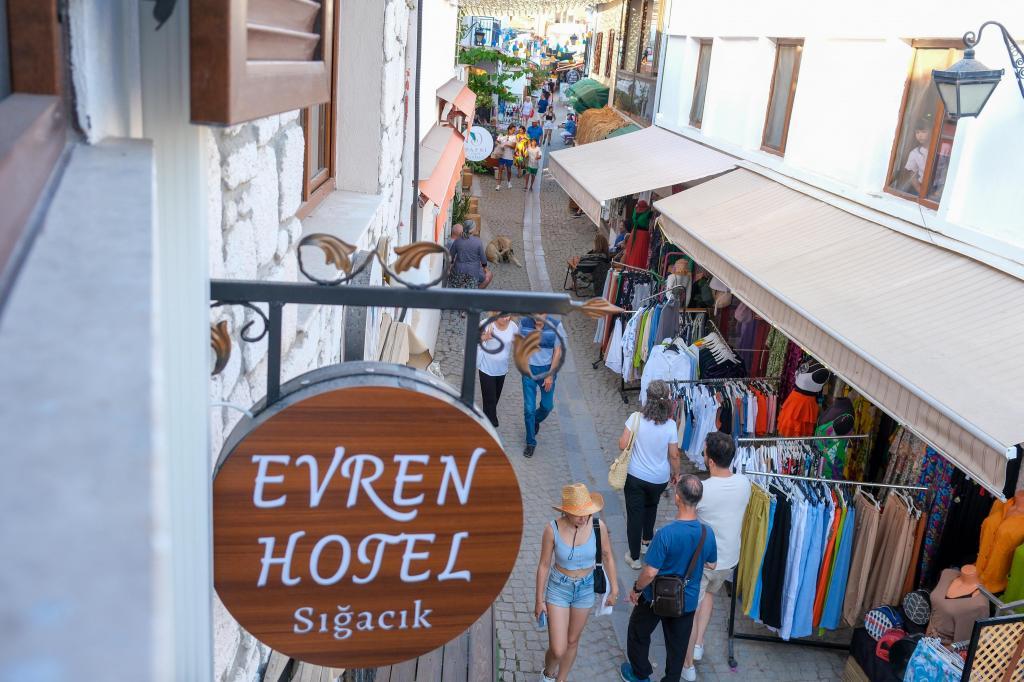 Evren Hotel Sığacık — 1