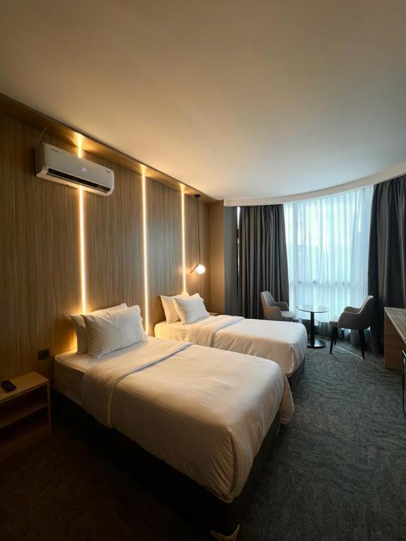 Royal Mass Airport Business Hotel — 3