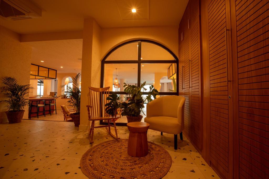 Elysium Garden Hotel — 8