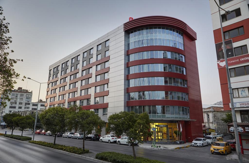 Ramada Plaza By Wyndham İzmir — 2
