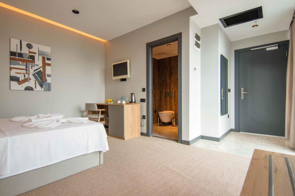 Sherlock Homes Hotels — 3