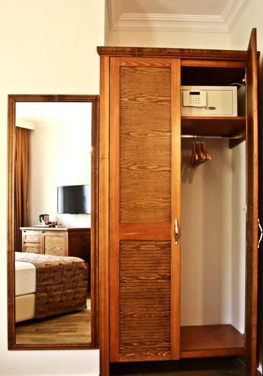 Troiada Otel — 8