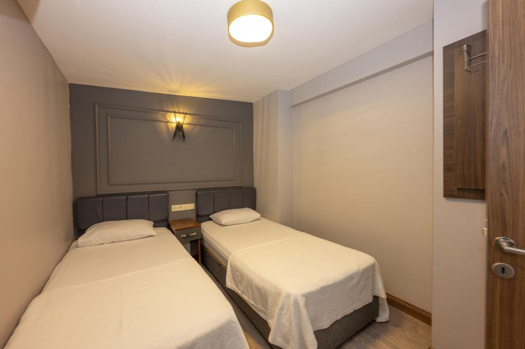 Comfort Suites Hotel — 3