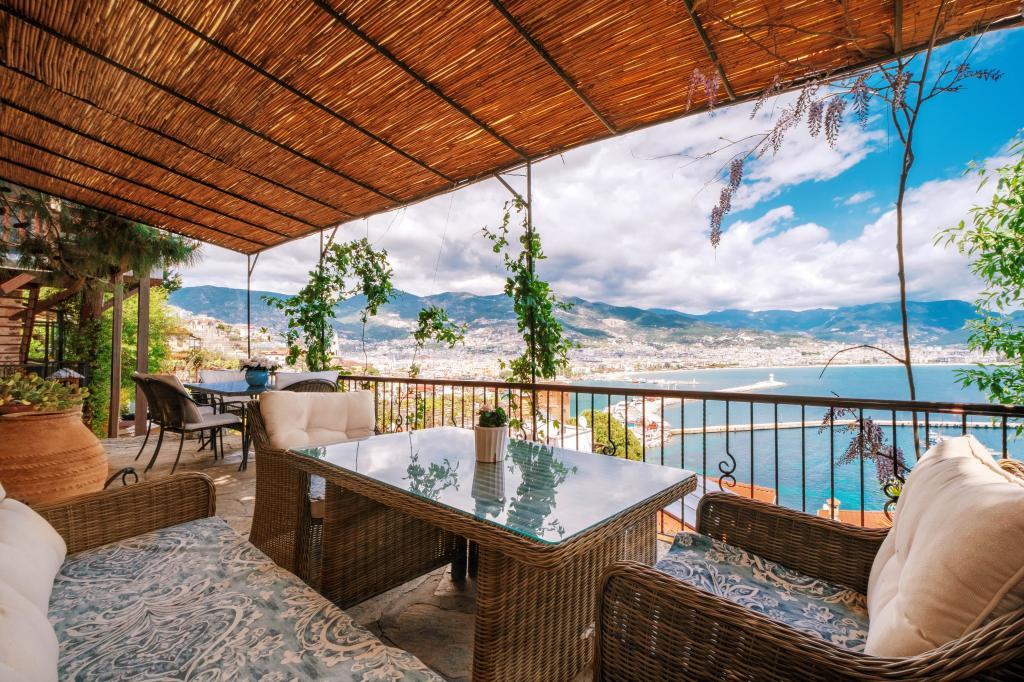 Villa Turka Hotel — 6