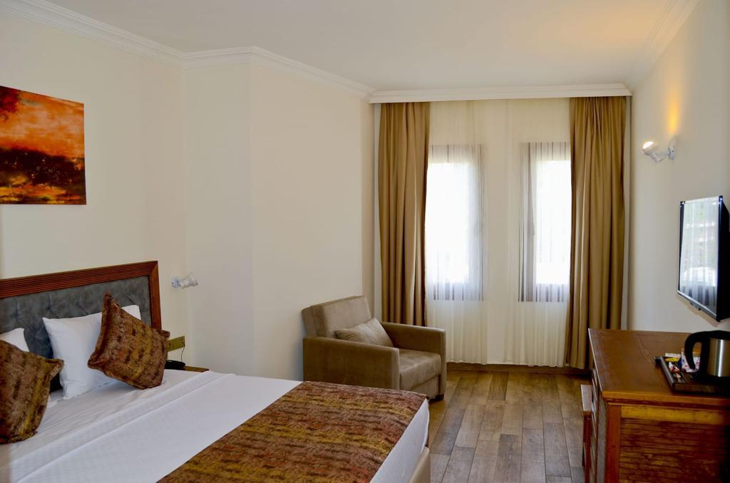 Troiada Otel — 9
