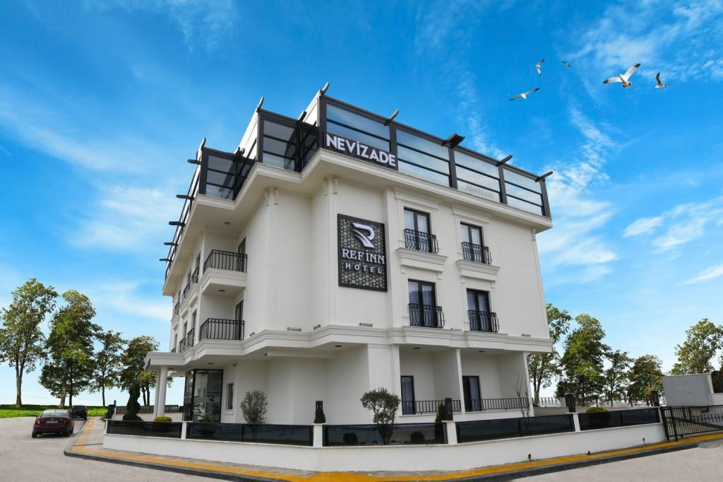 Ref İnn Hotel — 1