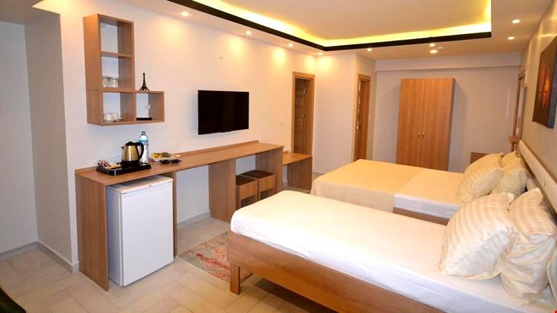 Elmas Otel Karasu