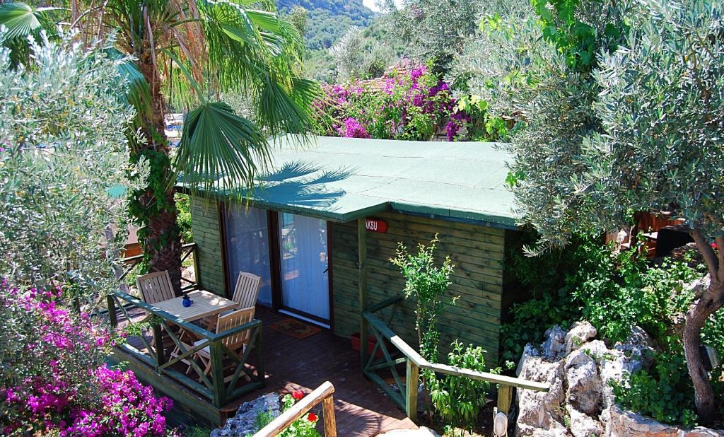 Nuri's Beach Bungalow — 8