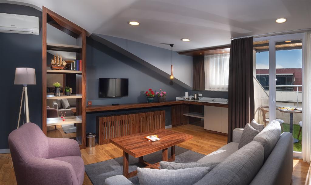 Vita Bella Suites — 8