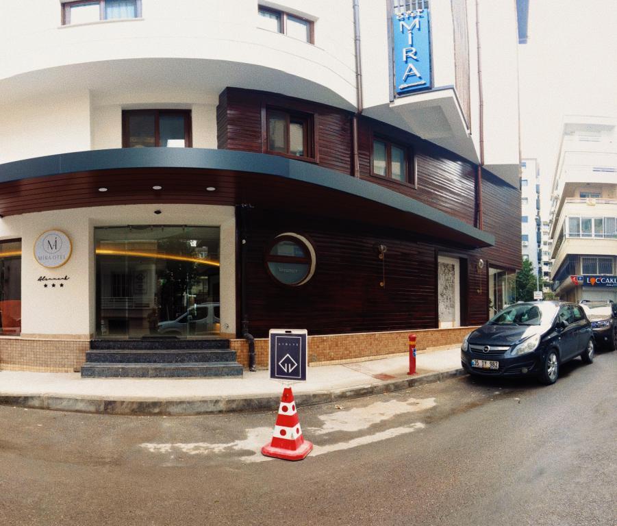 Mira Otel Alsancak — 2