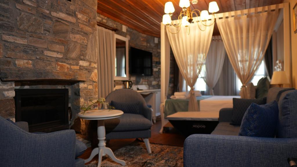 Domatia Stone Hotel — 5