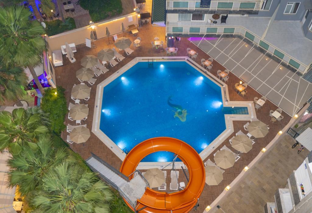 Carmen Suite Otel — 2