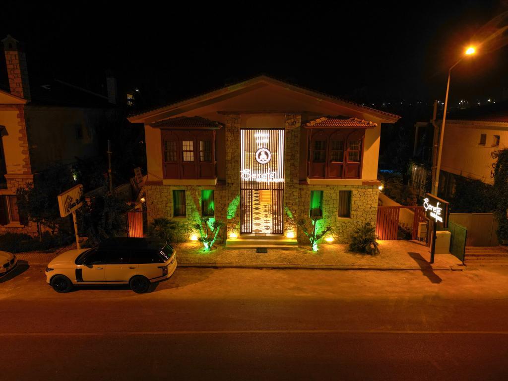 Şerefe Hotel Alaçatı — 2