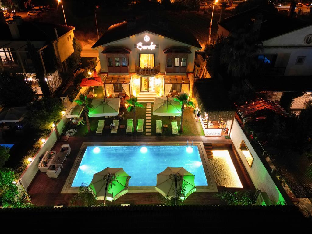 Şerefe Hotel Alaçatı — 5