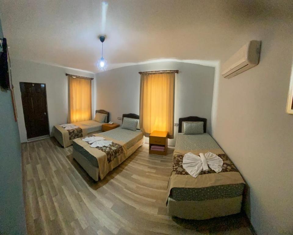 Tan Otel — 4