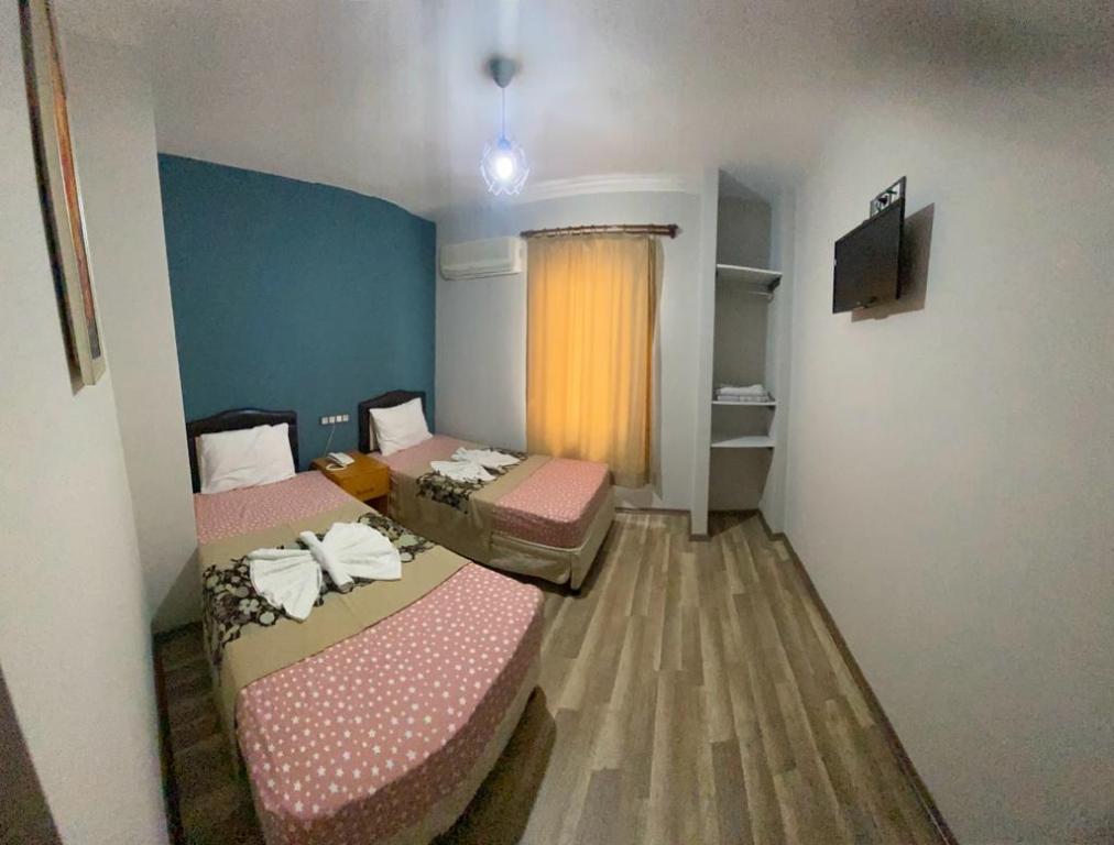 Tan Otel — 10