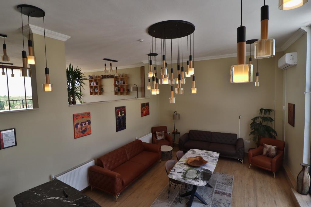 Dessera Vineyards Hotel — 7