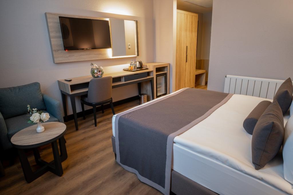 Mayi Hotel — 10