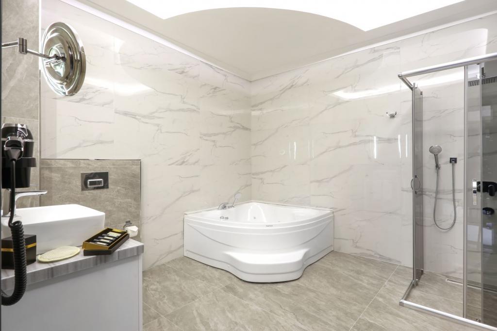 Aileena Hotel & Villas — 7