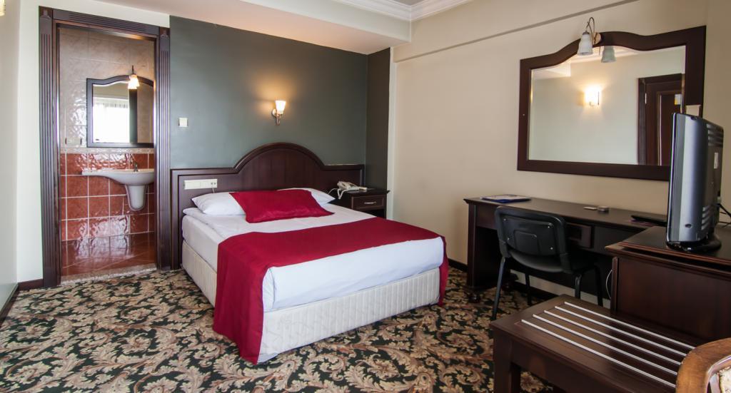 Hotel Emirgan — 3
