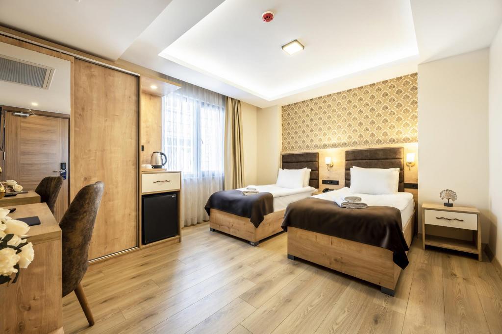 Emin Palace Hotel — 5