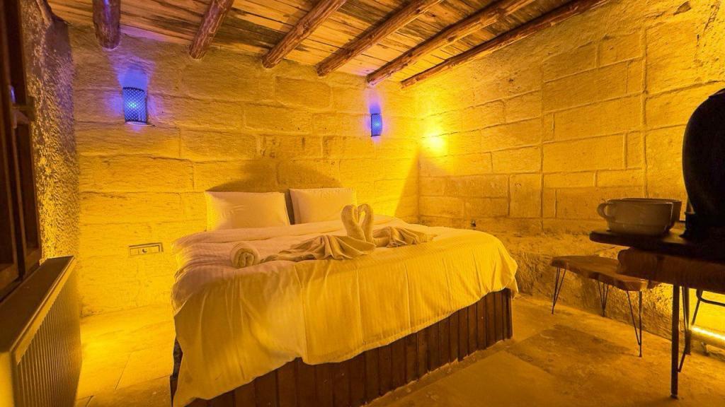 Crassula Cave Cappadocia — 2