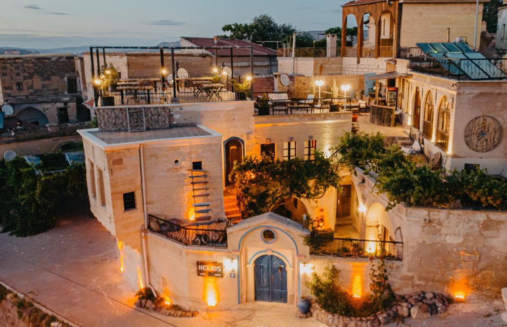 Helios Cave Hotel — 9