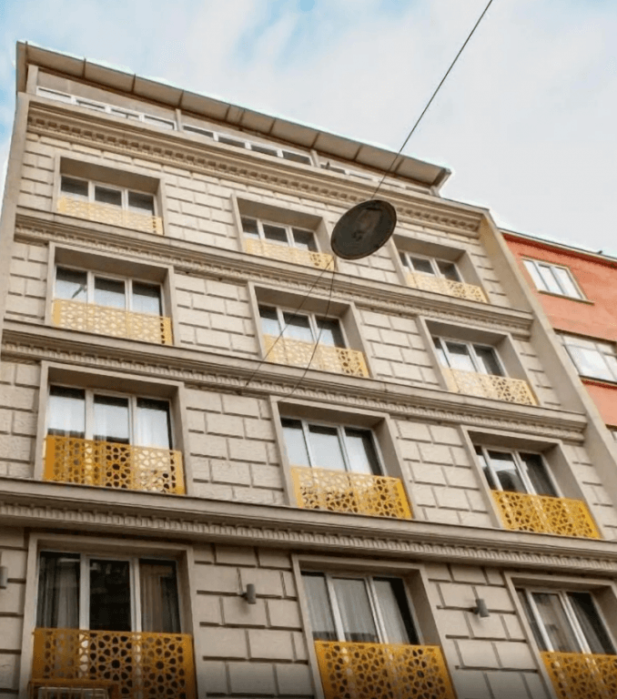 Naz Hotel Old Bazaar — 1