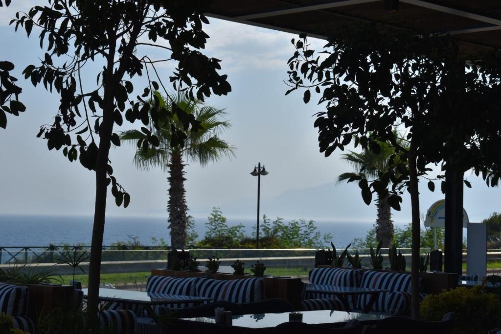 On Hotel — 5