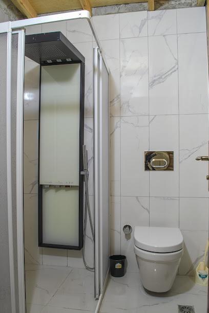 Ada Family Hotel — 2