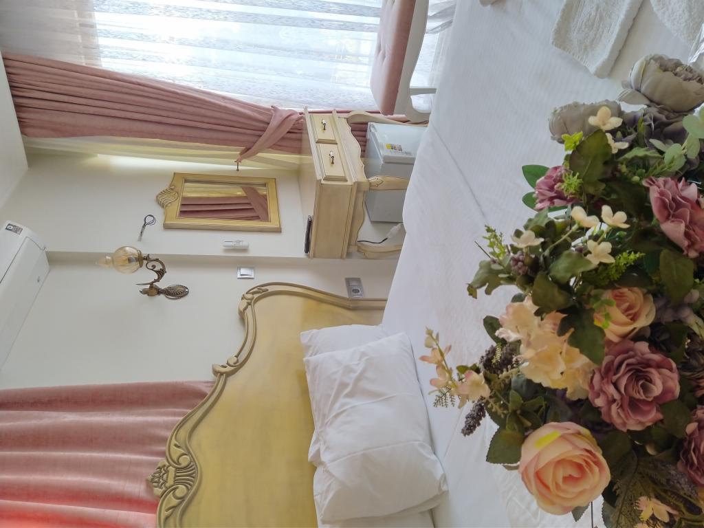 Stone Hill Otel — 4