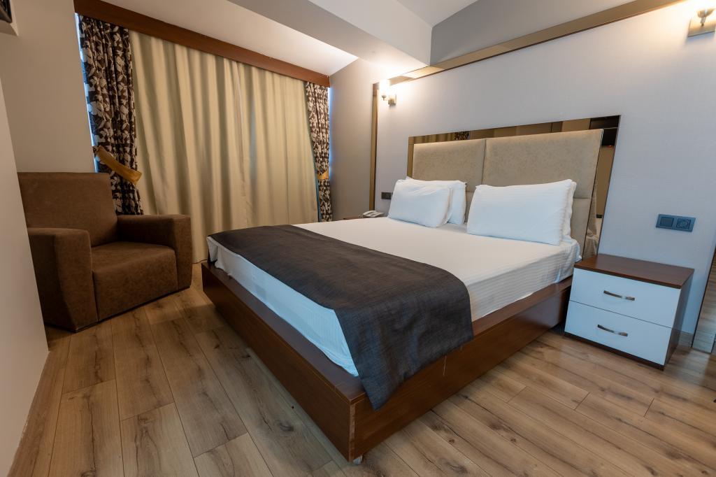 Asia Business Suites — 6