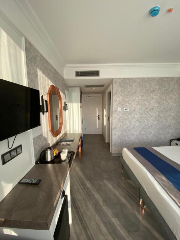 Nenessa Hotel — 3