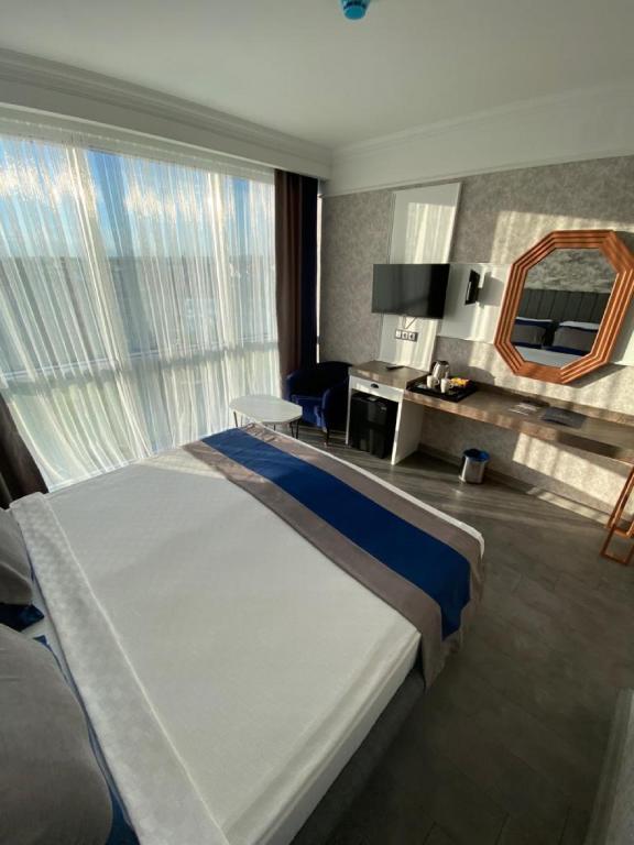 Nenessa Hotel — 4
