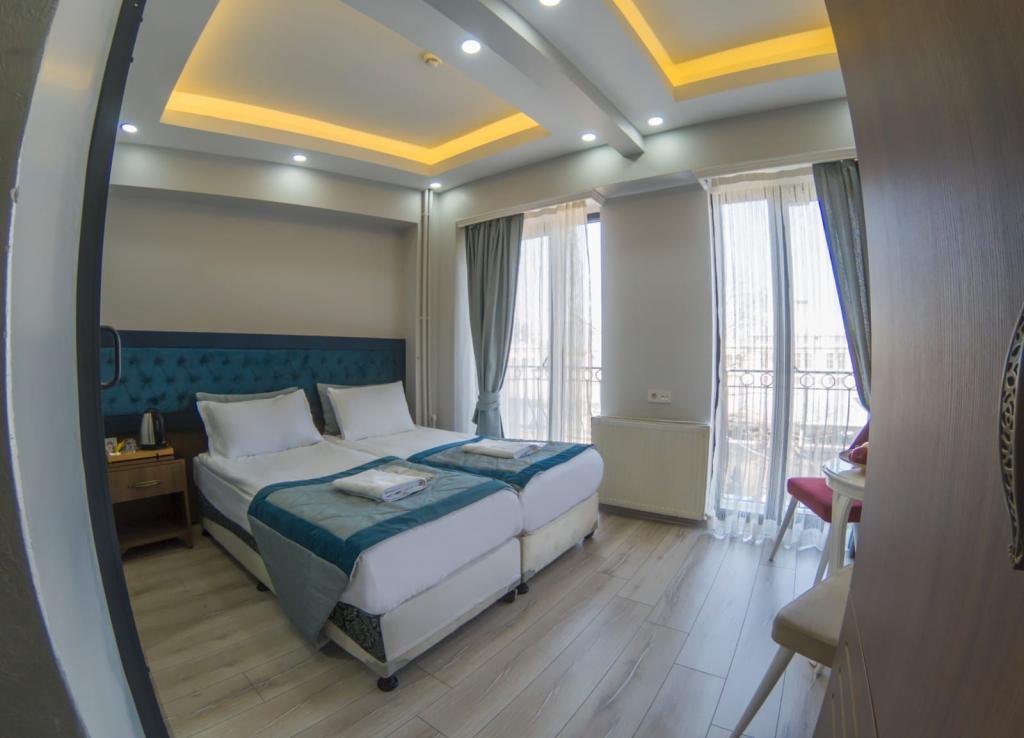 Grand Esen Hotel Sirkeci — 4