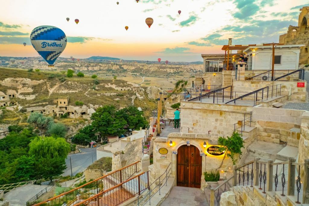 Fairyland Cave Hotel — 5
