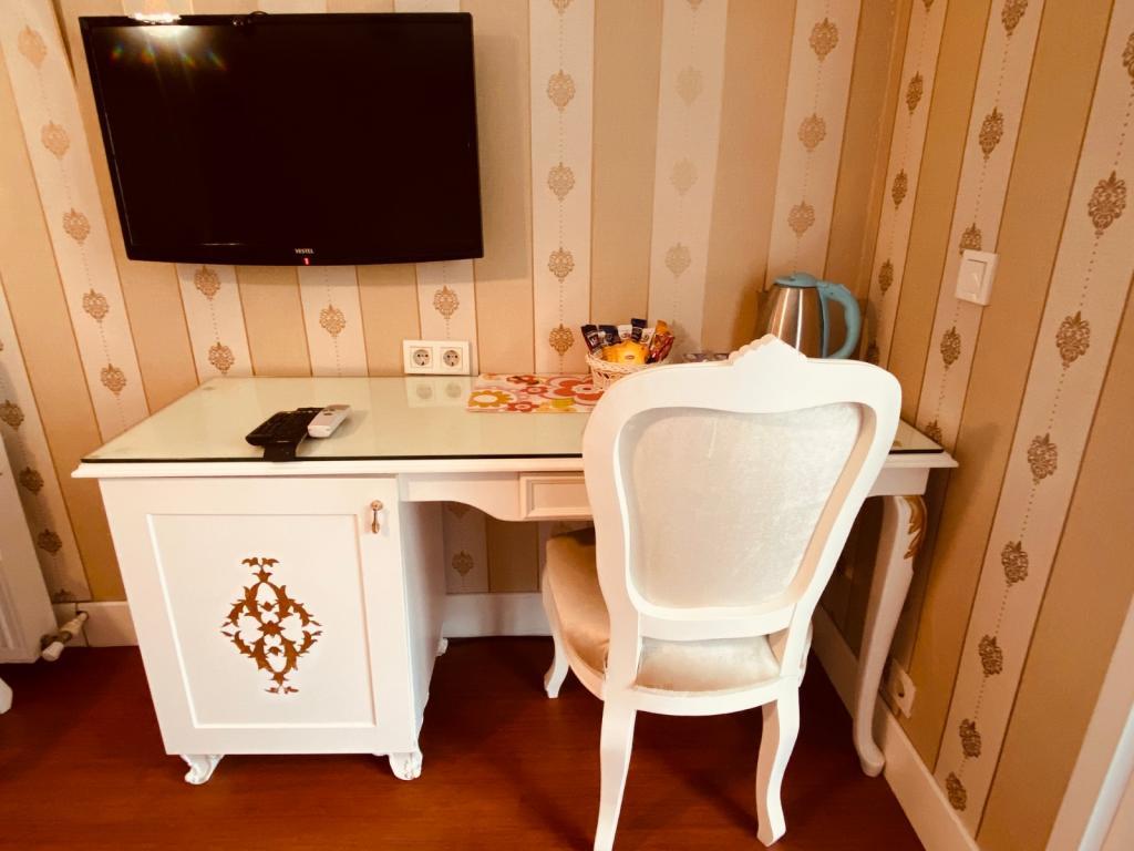Alyon Hotel Taksim — 3