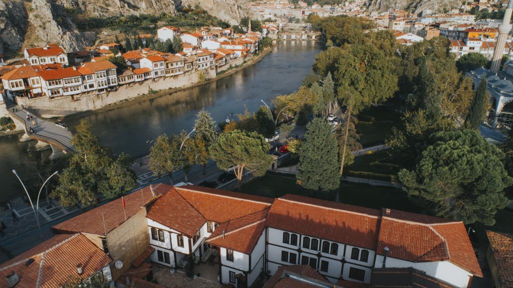 Bayezid Han Konak