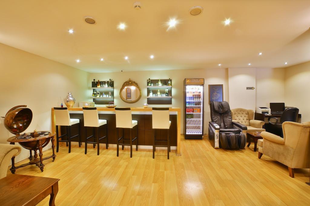 Grand Ant Hotel — 8