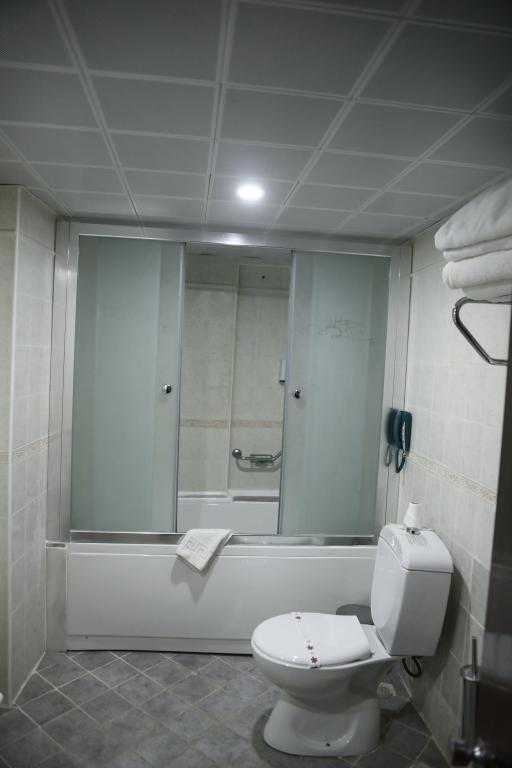 Club Rose Bay Hotel — 9