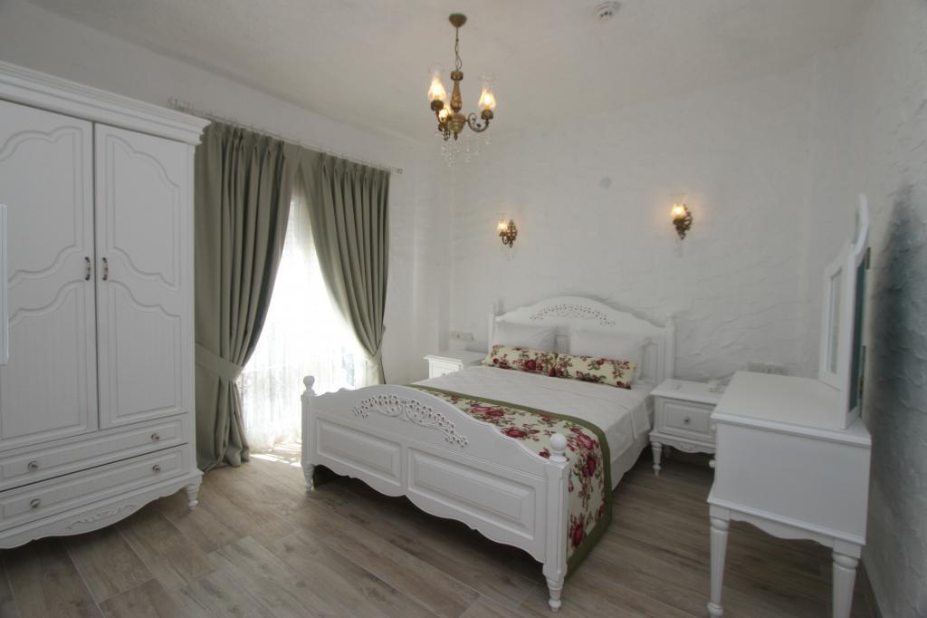 Alya Mou Butik Otel — 7